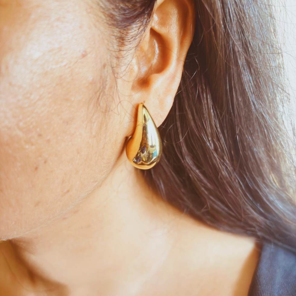 gold drop earing