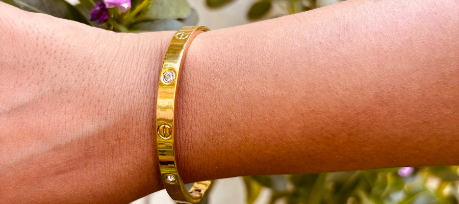 8k Gold Plated Statement Bracelet for Effortless Elegance